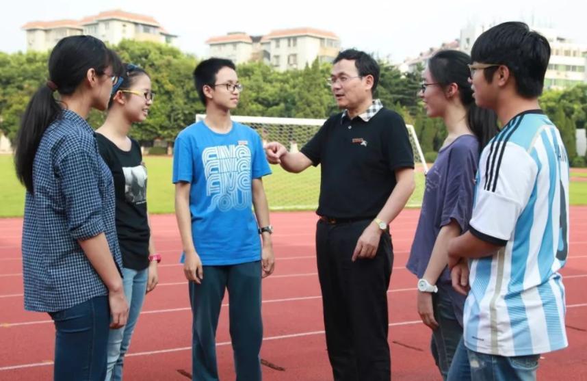 浙江实力强的五所高中,浙江学习强度超高的几所高中