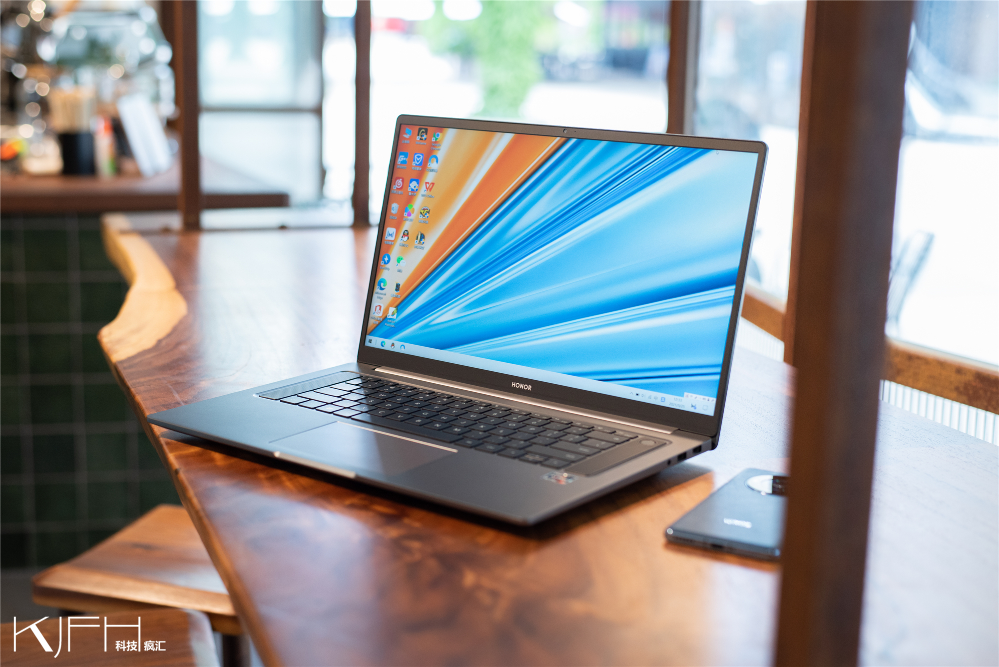 荣耀magicbook16pro和v14怎么选,荣耀magicbookpro16.1英寸锐龙版