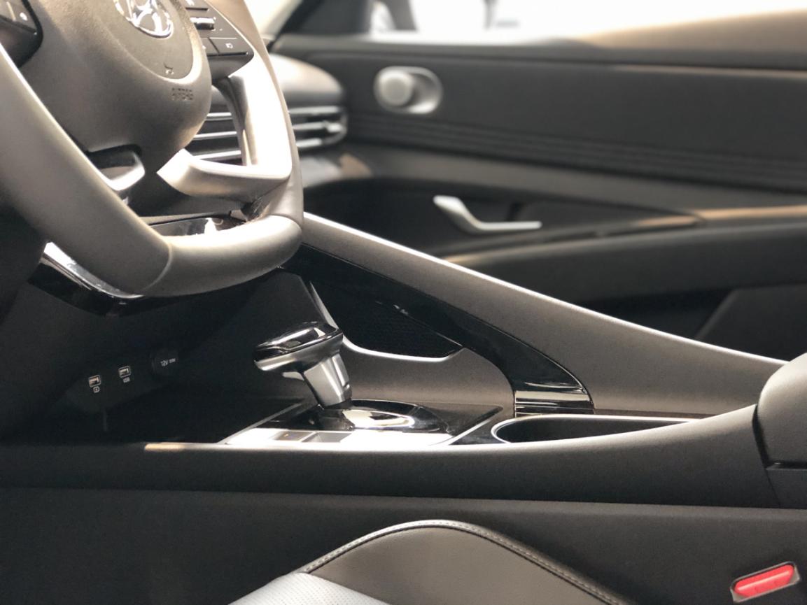 第七代伊兰特车展,第七代伊兰特发布会