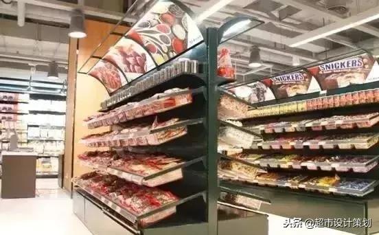 超市食品陈列摆放效果图,超市休闲食品创意陈列图片