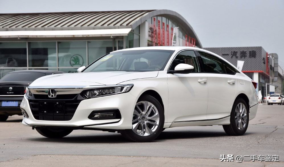 五分钟教你分辨各年款车型,五分钟区分不同年款的锐志