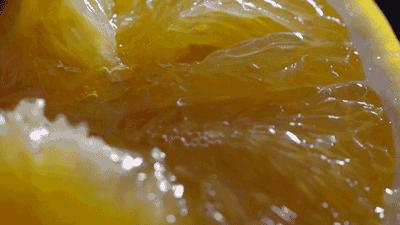 饿着肚子看美食对身体好吗,饿着肚子看别人吃饭的危害