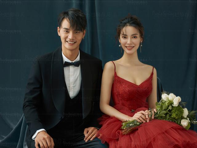 接亲堵门小游戏两个伴郎,接亲堵门小游戏最新攻略