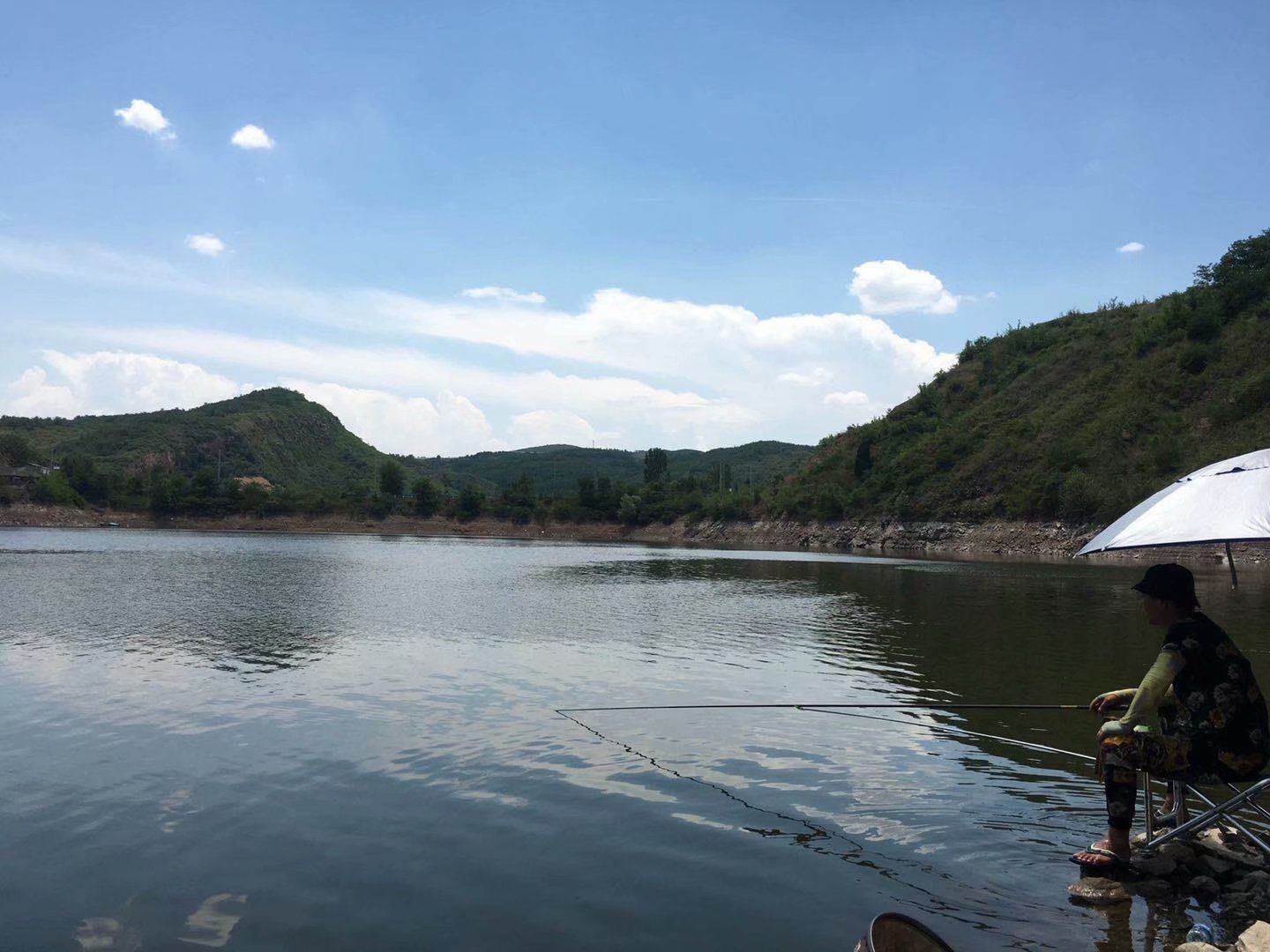 窝米正确打窝方法图解,打窝子的正确方法和技巧