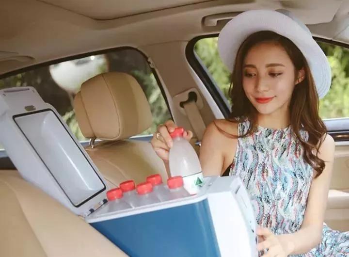 车上带刀违法吗,汽车上带什么防身不违法