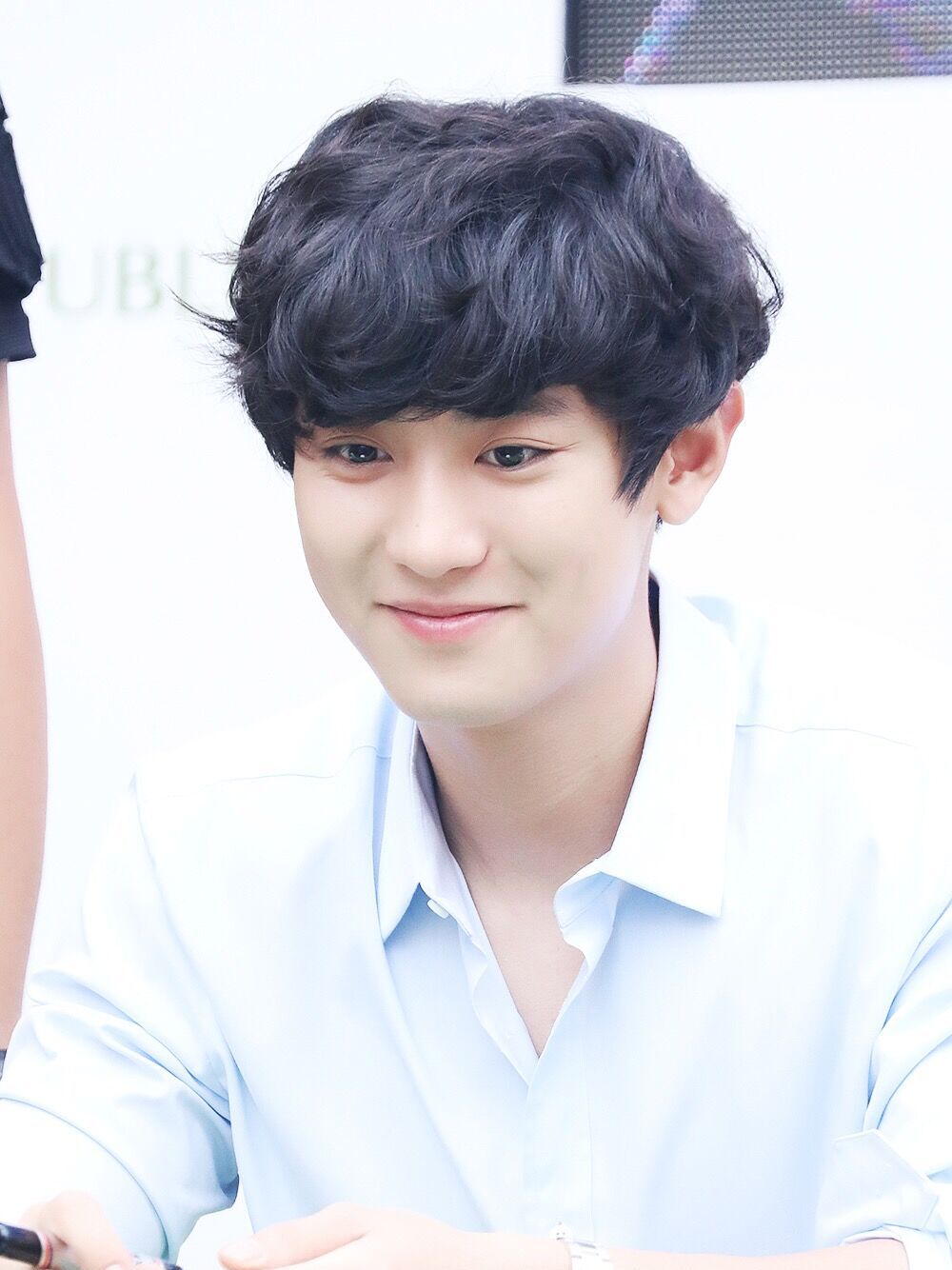 粉丝变成私生饭,边伯贤粉丝变成私生饭