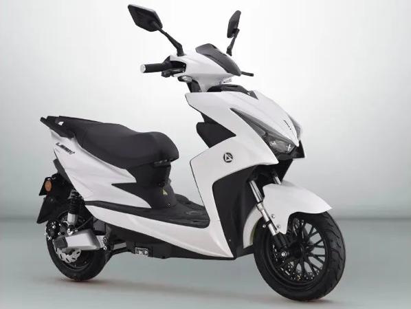 又炫酷性能又强的电动车,两轮小钢炮电动车多少钱