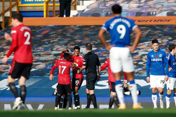 曼联3-1完胜伯恩利集锦,曼联3-0完胜水晶宫