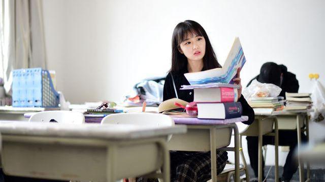 传统专业与新兴专业有哪些区别？各有什么优势？高考怎么选择？