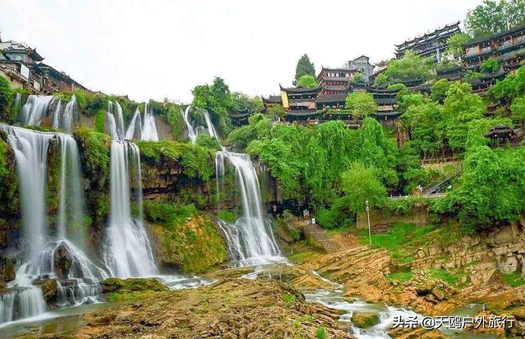 电影芙蓉镇取景地,芙蓉镇的拍摄背景
