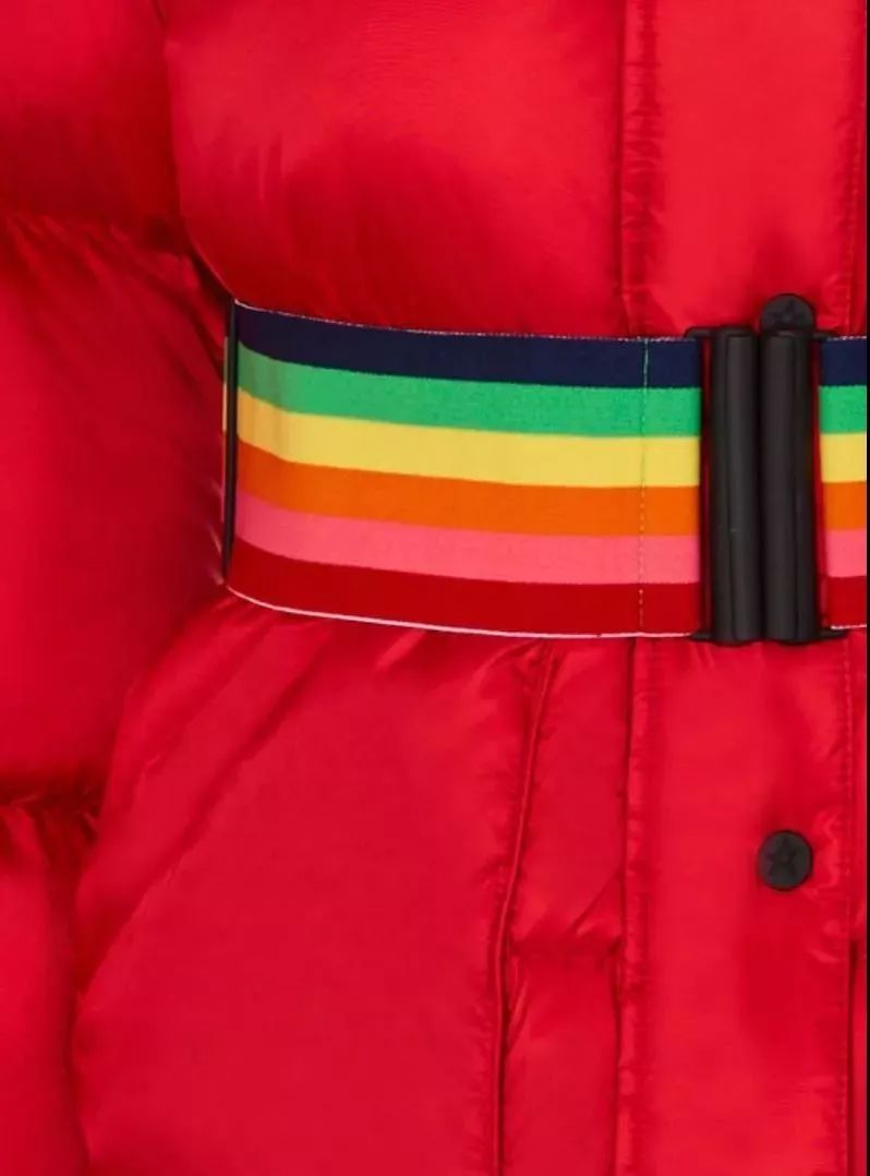 都穿什么牌子滑雪服,哪个牌子的滑雪服最好看