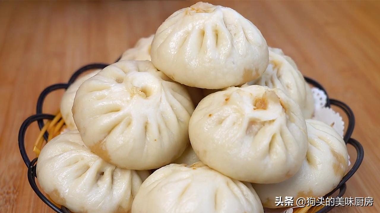正宗小笼包怎么调馅儿才好吃,流汁小笼包的做法全过程