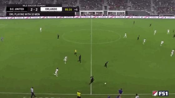 鲁尼和红魔曼联哪个好,曼联历史第一人鲁尼