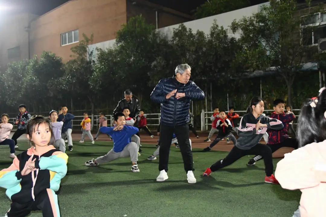 双减“泉”行动|育贤小学全心育人为你点亮