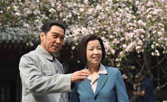 特型演员黄薇个人资料,黄薇女演员个人简历