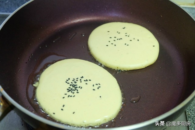 玉米面放牛奶和面,玉米粉加牛奶粉和面做法