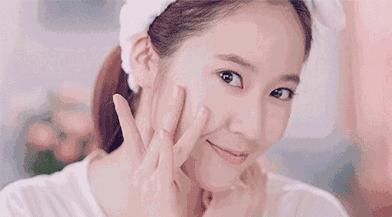 如何选择一款适合自己的美白精华,美白精华的正确使用方法和技巧