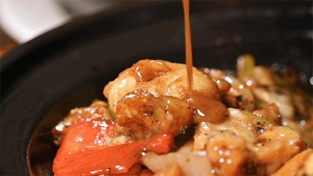 4000m²「平价海鲜」，还藏了个老广早茶，鸡煲、羊肉、虾蟹