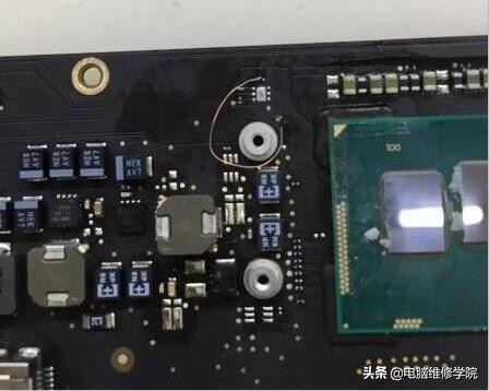 苹果笔记本a1466不充电故障排除,苹果笔记本a1466开机背光时有时无