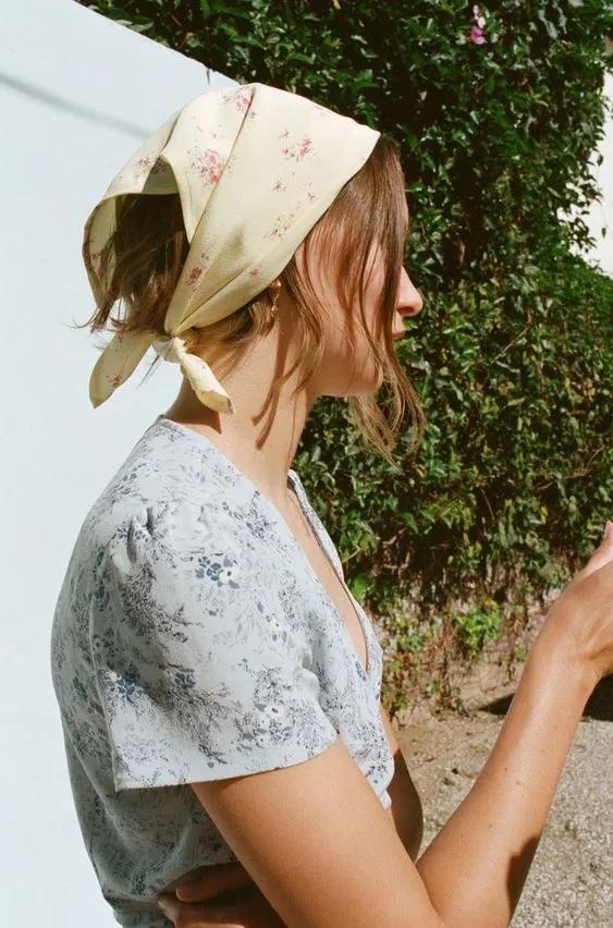 刚睡醒的头发怎么弄,刚睡醒头发怎么处理