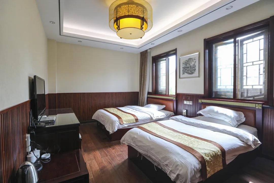 周家大院吴家大院一日游,周家大院爱莲堂