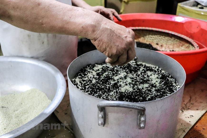 越南河内西湖风景区,越南西湖夜景图