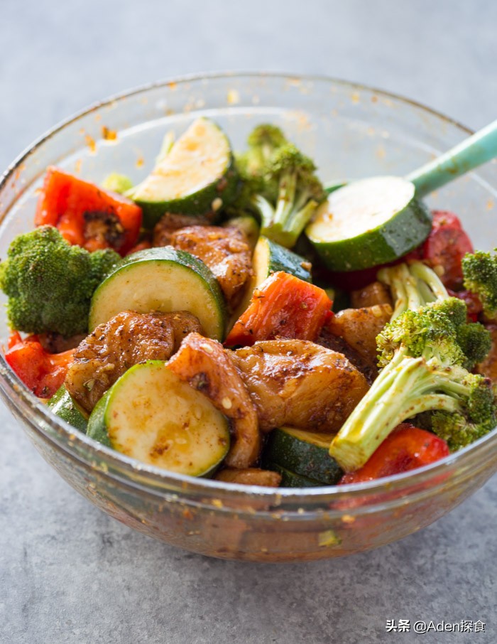 探食探长美食：“锡纸蔬菜鸡”营养又健康-减肥和美味皆得