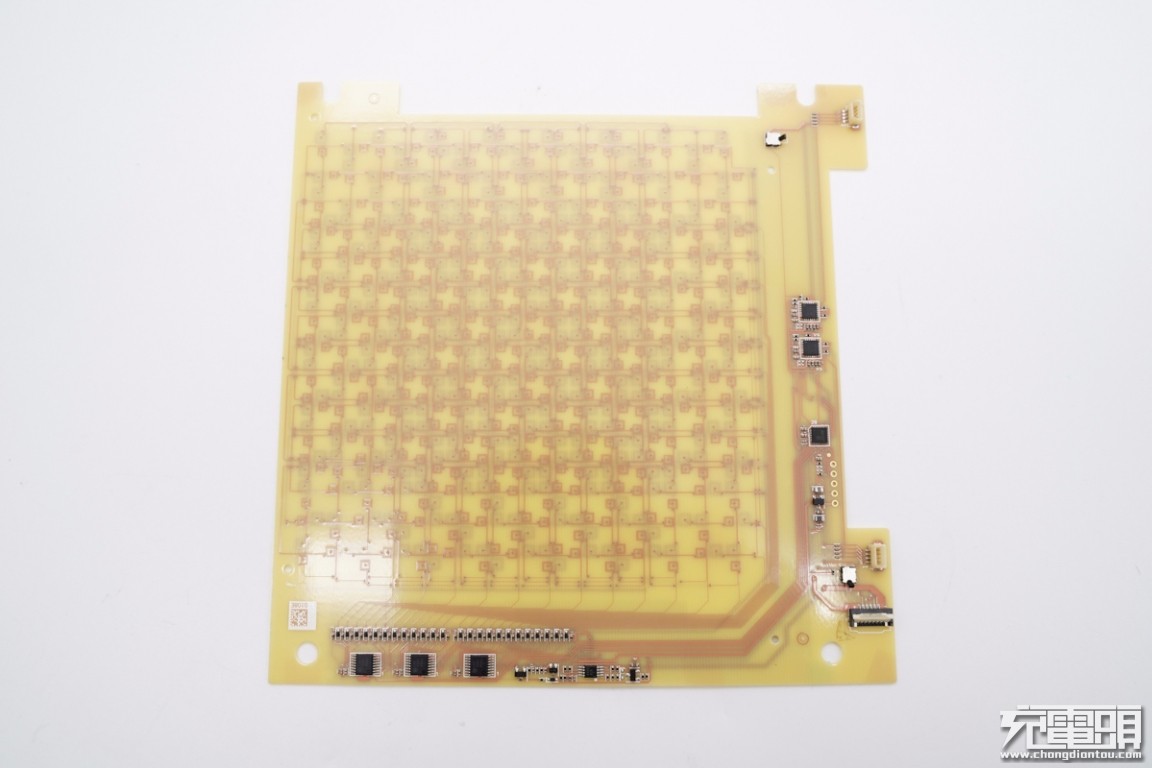 小米20w智能无线追踪式充电器缺点,小米智能追踪式无线充20w拆解