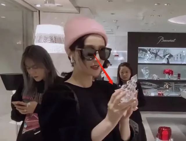 范冰冰过年vlog,范冰冰日本逛街