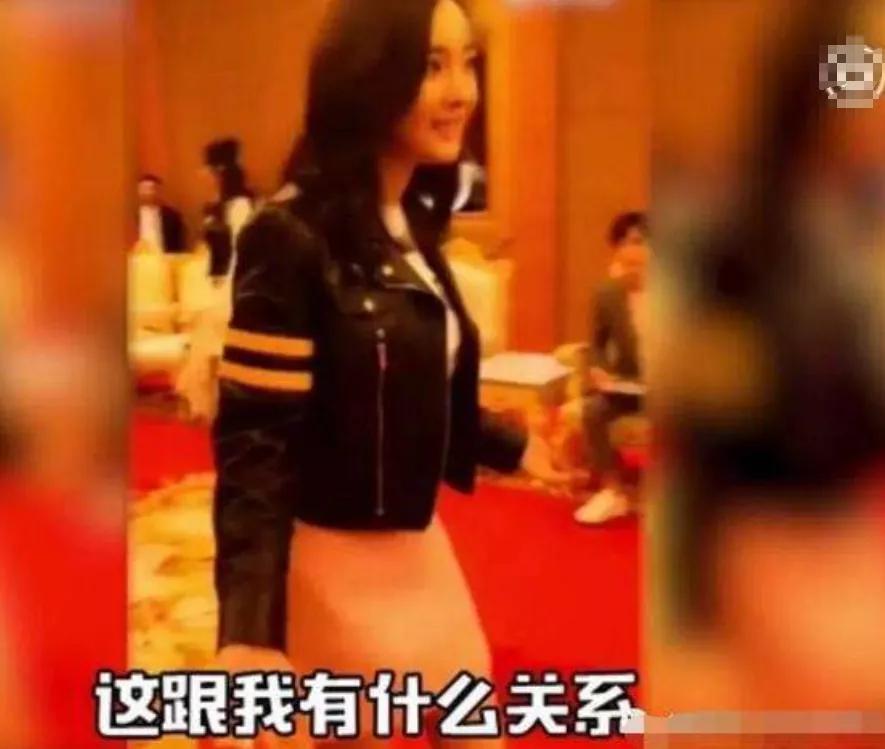 杨幂vs李小璐,杨幂和李小璐的照片对比