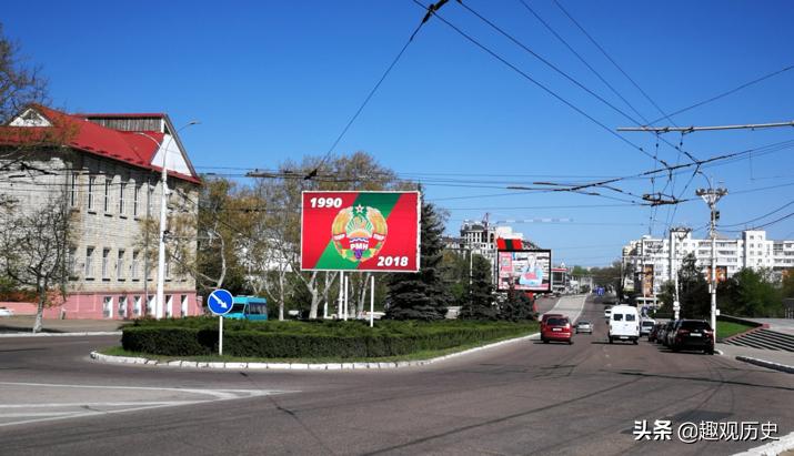 世界上唯一的苏维埃国家国旗,苏维埃国徽