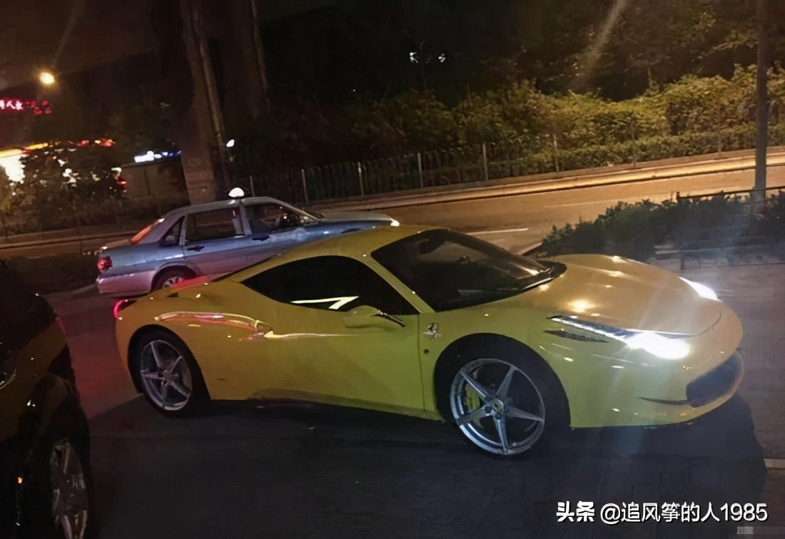 国足炫豪车,国足踢球令人气愤时刻