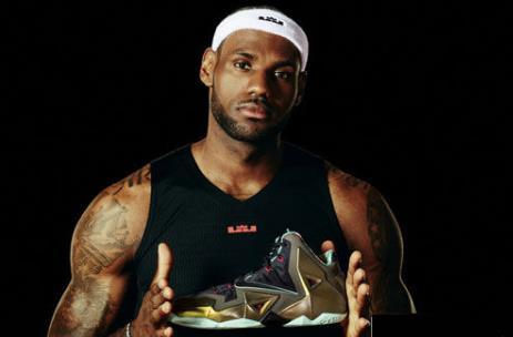 斯凯奇和耐克阿迪达斯哪个好,阿迪达斯跟斯凯奇哪个更上档次