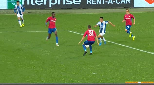 武磊欧战正赛进球,武磊西甲失误