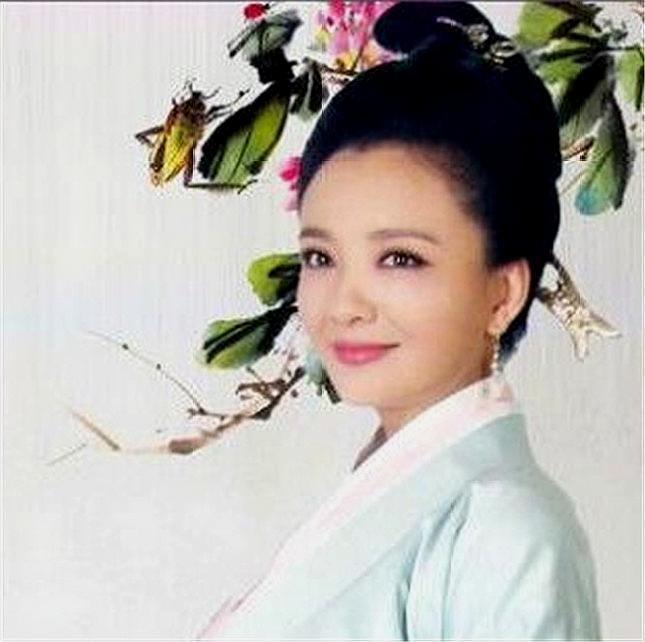 芈月传的向氏三个孩子结局,芈月传给向氏接生的是谁