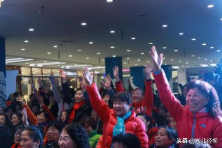 再冷也抵挡不住热情,再冷也抵挡不住大家的热情