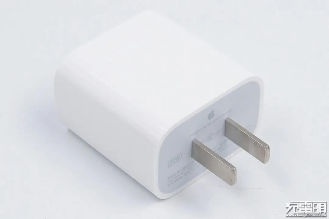 iphone全系不标配充电器,iphone真的没有充电器吗