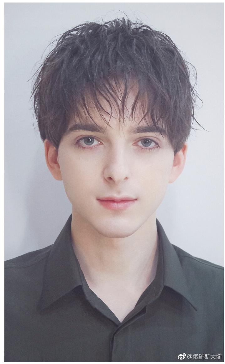 清华研究生毕业当歌手,清华学生参加唱歌选秀