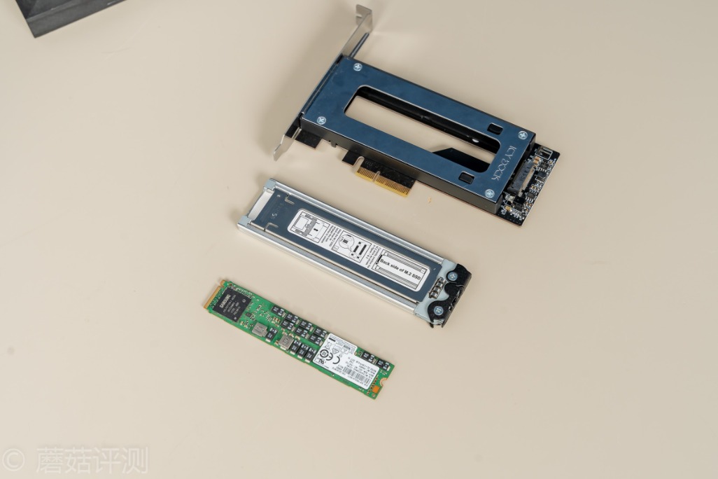 极速插拔，解锁更多使用姿势、ICYDock硬盘抽取盒PCI转M2评测