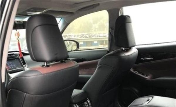 全新丰田皇冠使用感受,13代半皇冠的优点和缺点