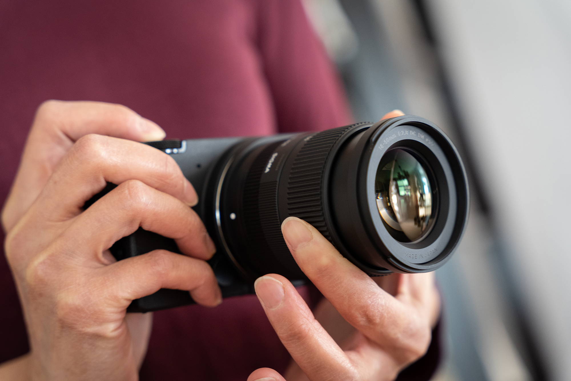 适马最具性价比的变焦镜头,适马大光圈镜头能提升画质吗