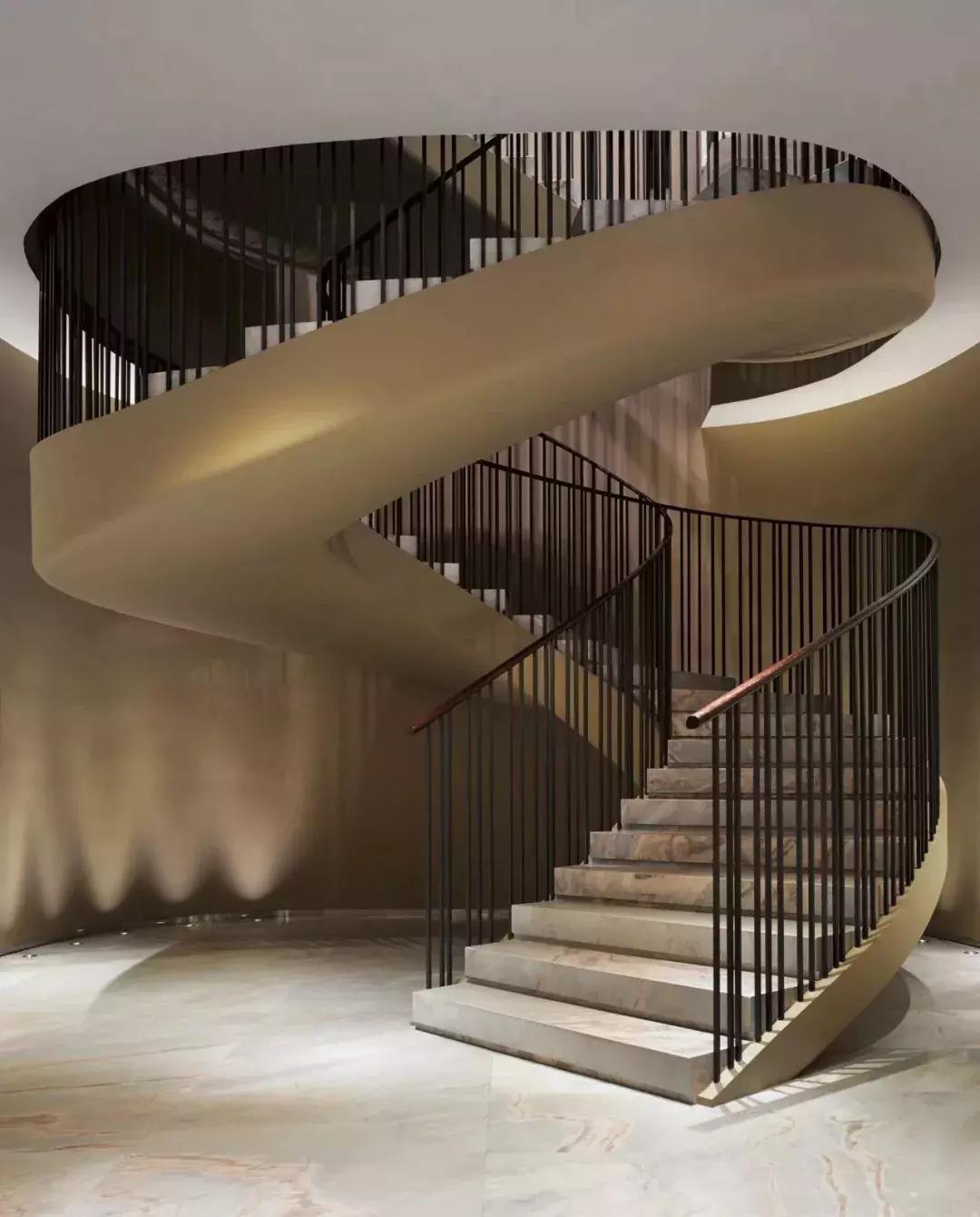 世界最奢华金色楼梯扶手,最奢侈旋转楼梯