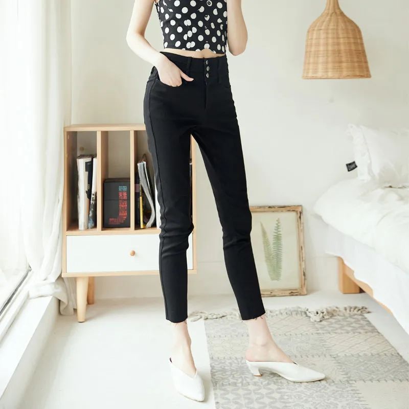 小白裤显瘦魔术裤,显瘦有弹性的魔术裤