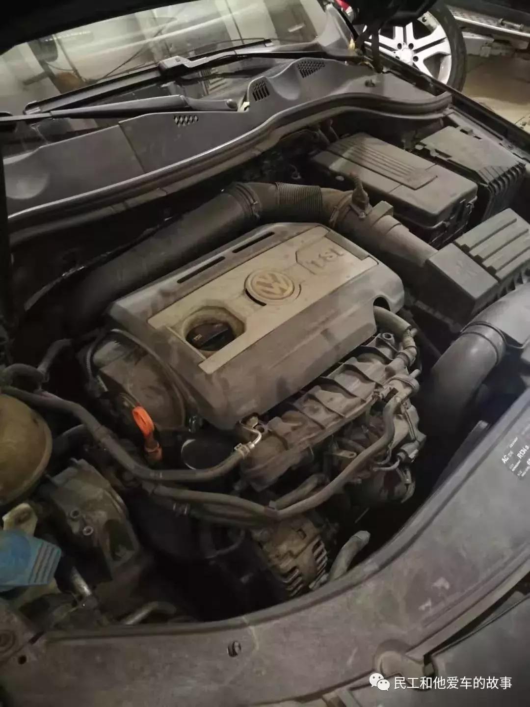 最新款迈腾用的什么发动机,迈腾2022款330豪华版发动机