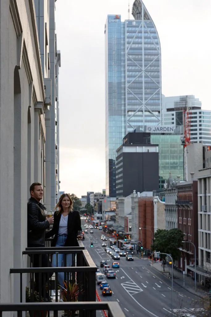 超有艺术灵气,她为奥克兰带去了一首充满活力的颂歌