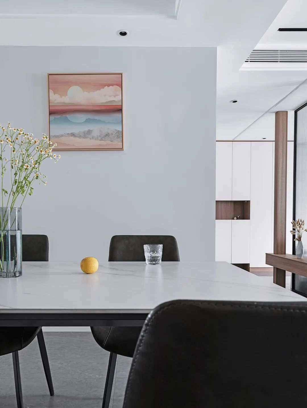 家里装中央空调得多少钱,中央空调建议装么