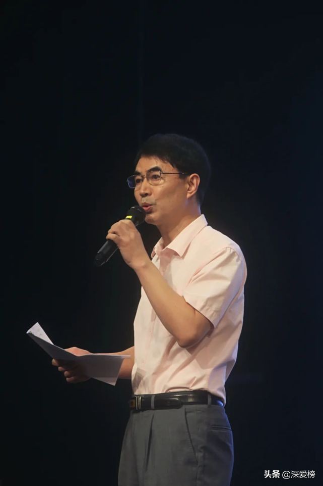 “深读诗会”关注女诗人钟晴——诗歌是令人迷恋的家乡