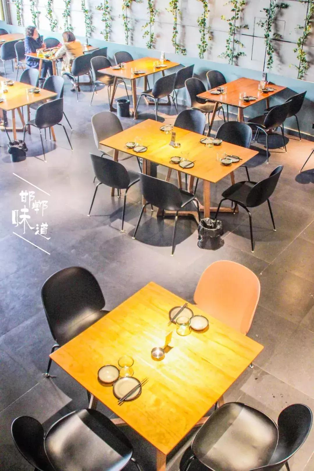 邯郸练摊儿季来袭，这家武汉菜开启夜宵模式承包你的夜生活！