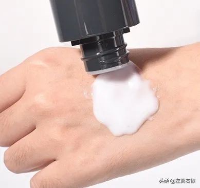 ahc蓝啵啵水乳怎么区分真假,ahc面膜真假辨别方法