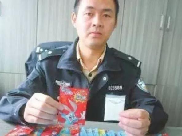 在校生贩卖二类精神类药品,在校女生交友不慎吸贩毒品获刑